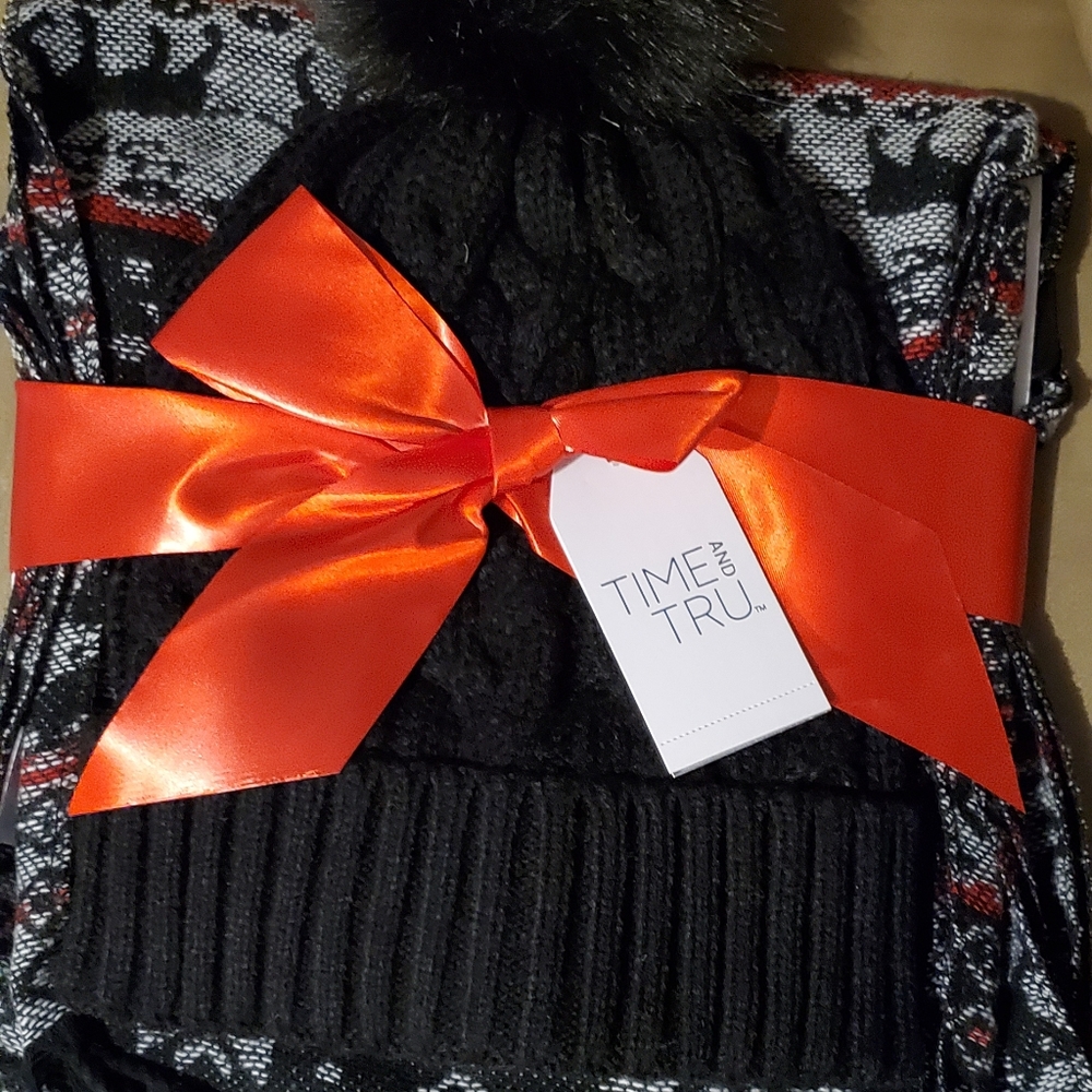 Women's Winter Black Reindeer Hat and Scarf Set